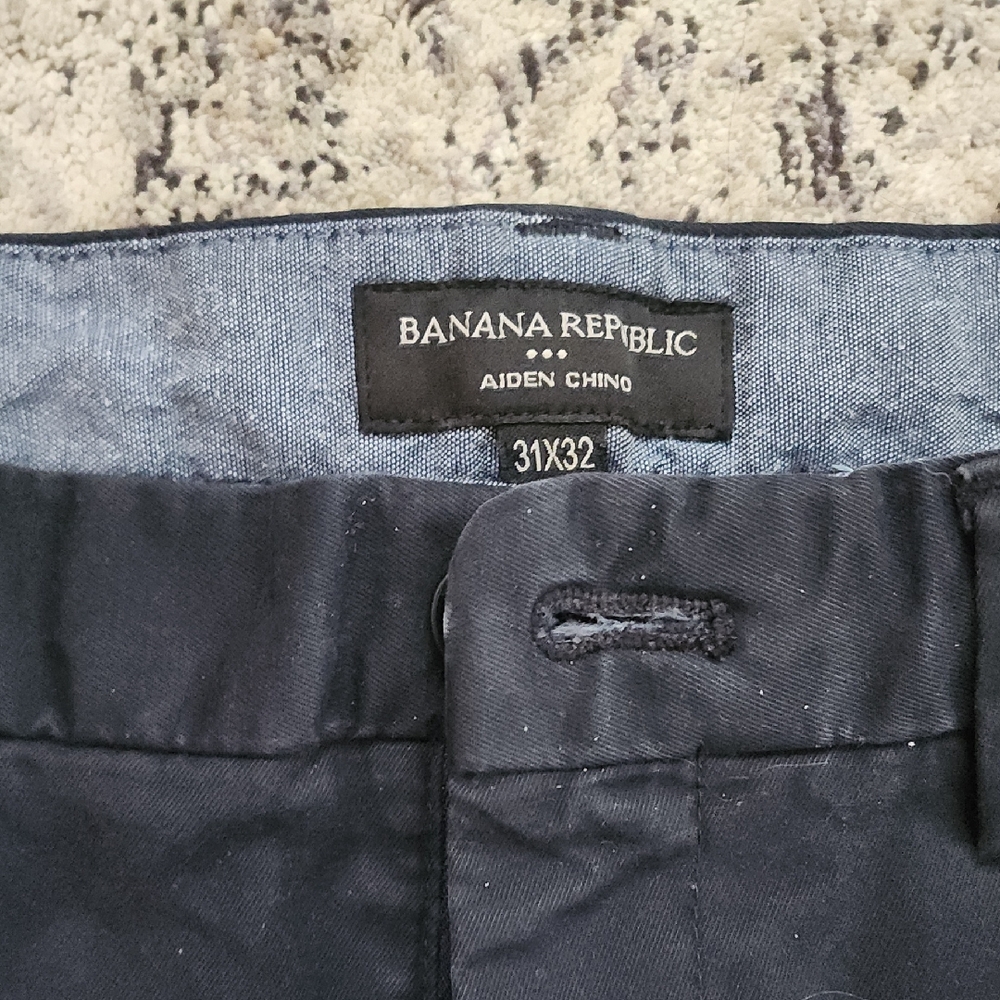 Banana Republic Aiden Chino Pants - Dark Navy